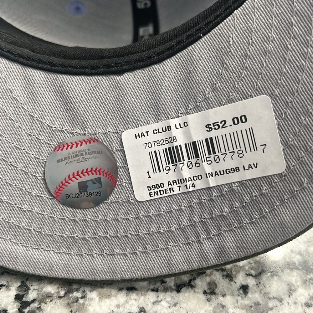 New Era Arizona Diamondbacks fitted cap Size 7 1/4 - Picture 2 of 7